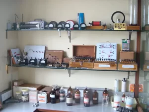 lab-physics-chemistry (1)